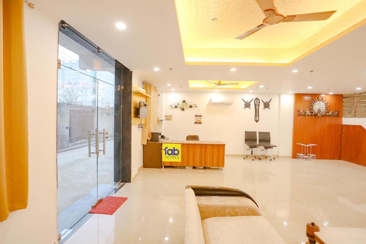 Fabexpress Taj Residency Near Yashobhoomi Convention Centre Hotel Delhi Kültér fotó