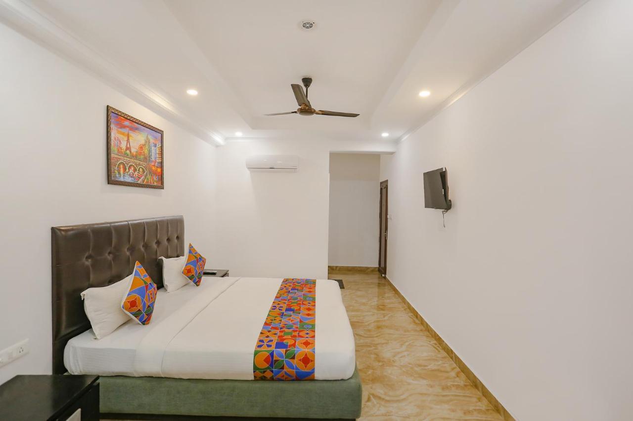 Fabexpress Taj Residency Near Yashobhoomi Convention Centre Hotel Delhi Kültér fotó