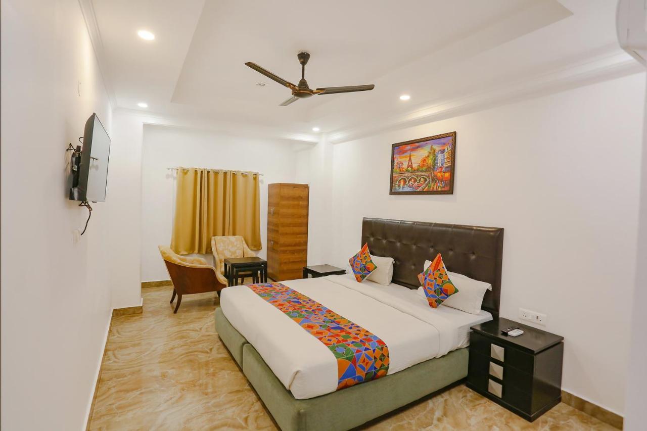 Fabexpress Taj Residency Near Yashobhoomi Convention Centre Hotel Delhi Kültér fotó